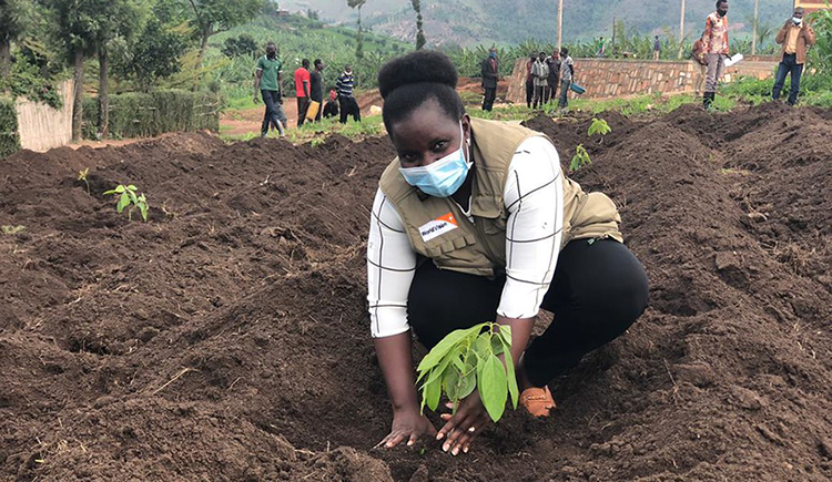 World Vision Rwanda commits to plant over 7 million trees